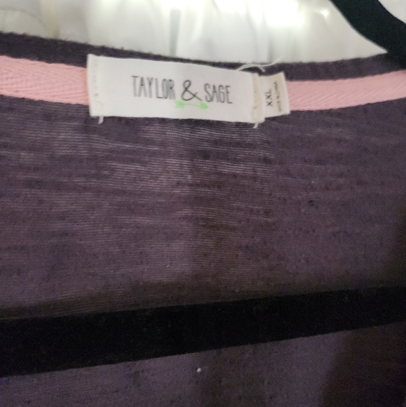 Taylor and Sage xxl lace top - Picture 2 of 3